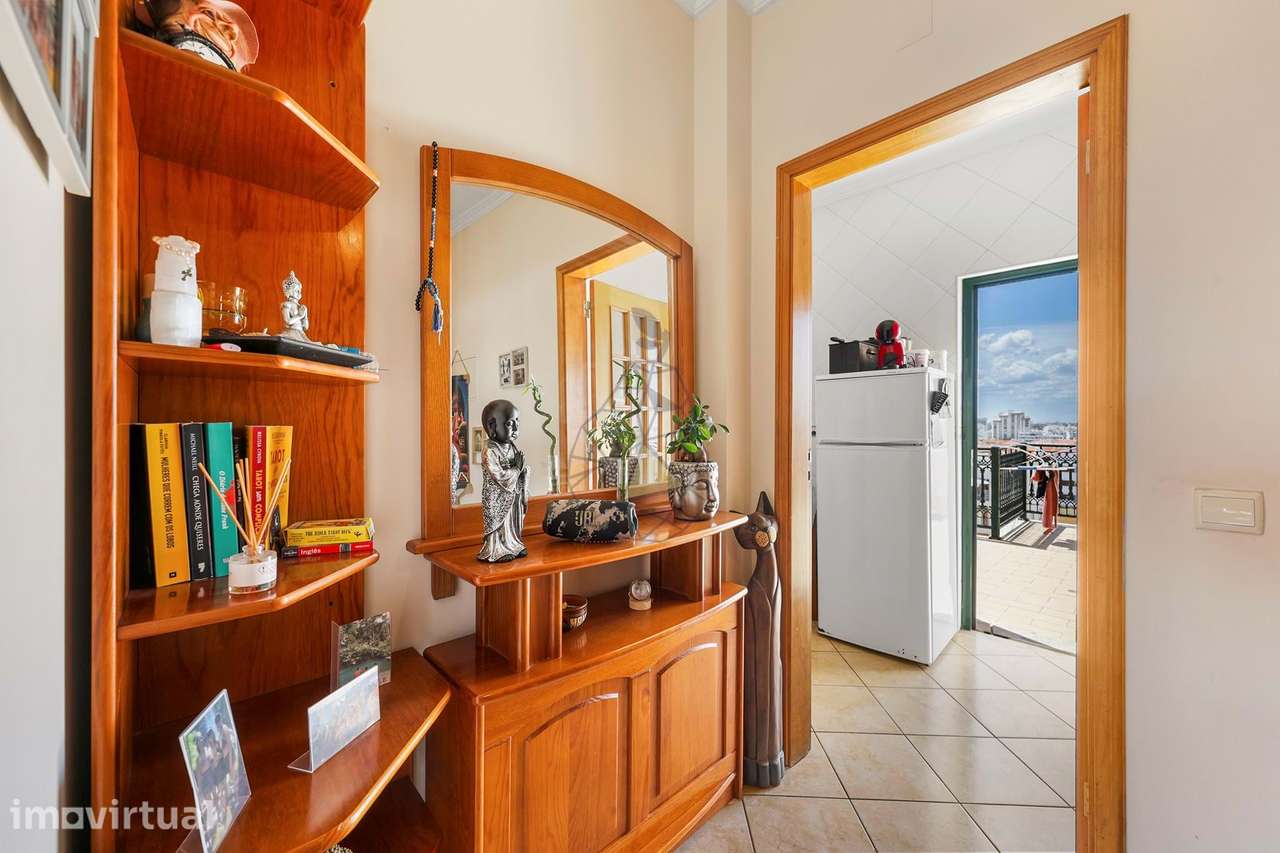 Apartamento T1+3 com Vista Mar do terraço em Quarteira - Grande imagem: 3/60
