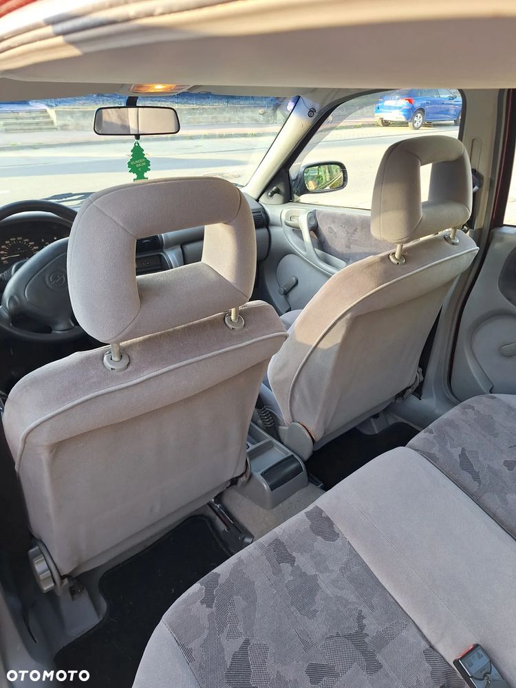 Opel Astra 1.4 GL - 9