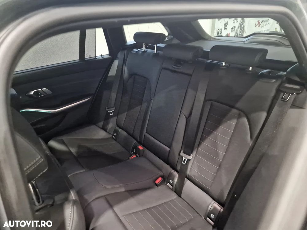 BMW Seria 3 320d Touring Aut. Sport Line - 17