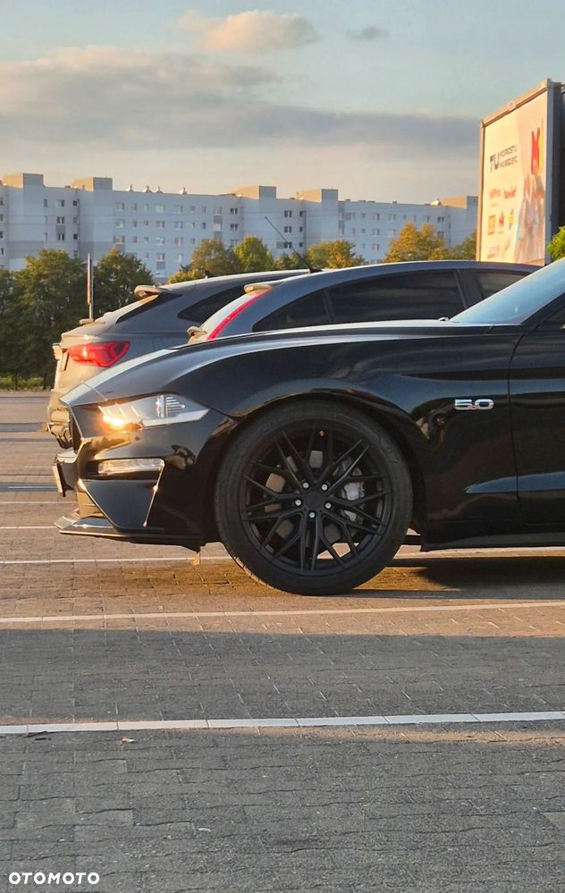 Ford Mustang Convertible 5.0 Ti-VCT V8 GT - 2