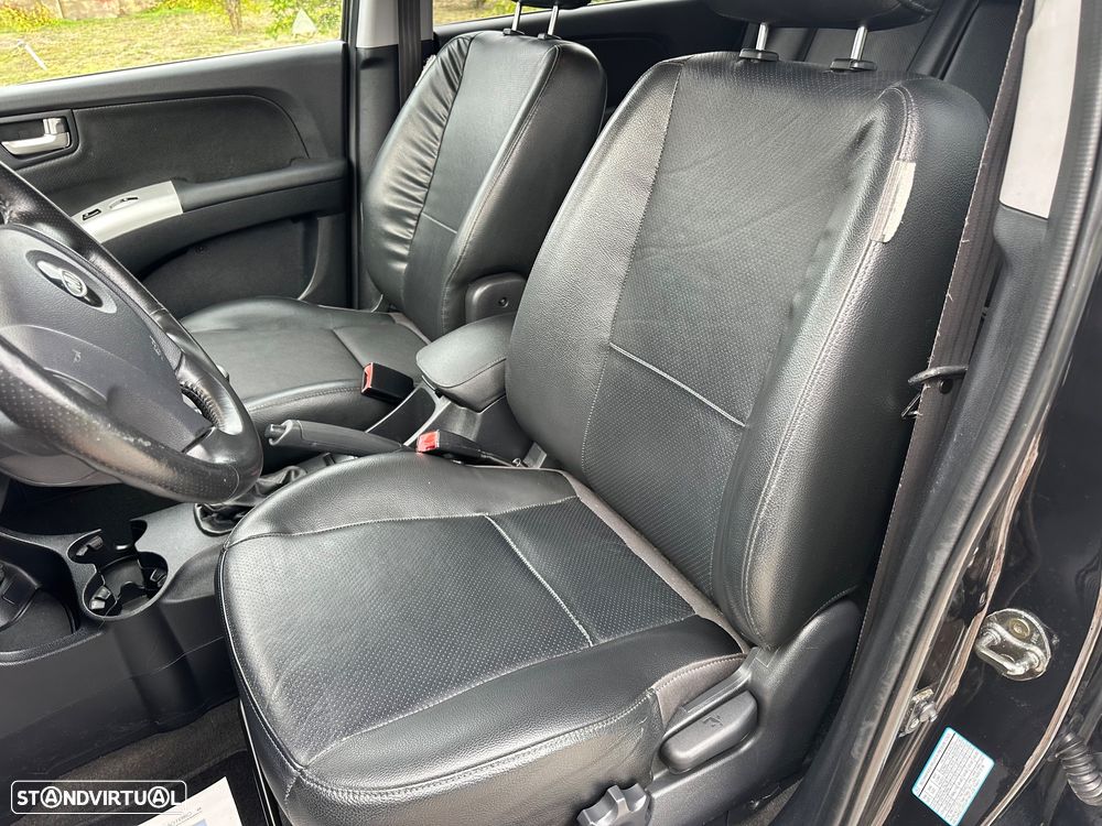 Kia Sportage 2.0 CRDI VGT EX 4WD - 15