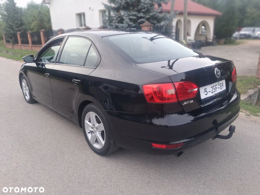 Volkswagen Jetta 1.2 TSI Life - 6