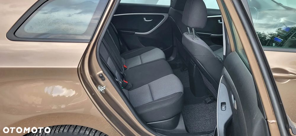 Hyundai i30 1.6 GDI BlueDrive Comfort - 20