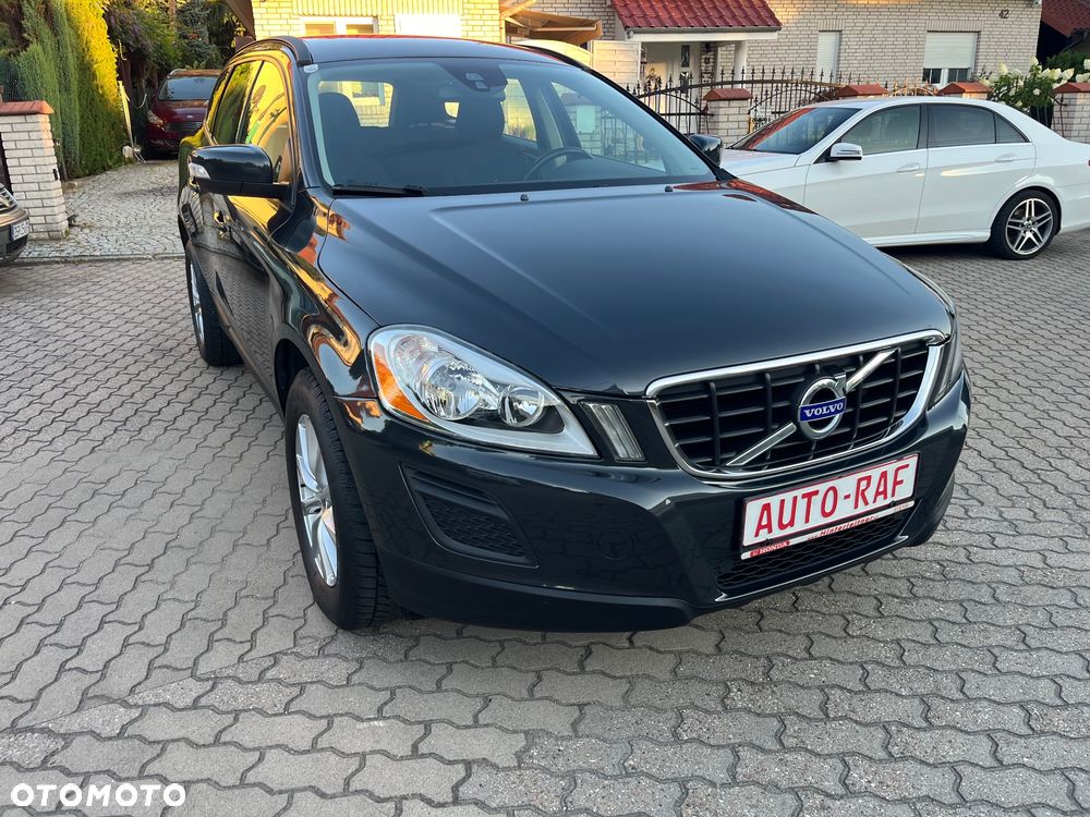 Volvo XC 60 DRIVe R Design - 6