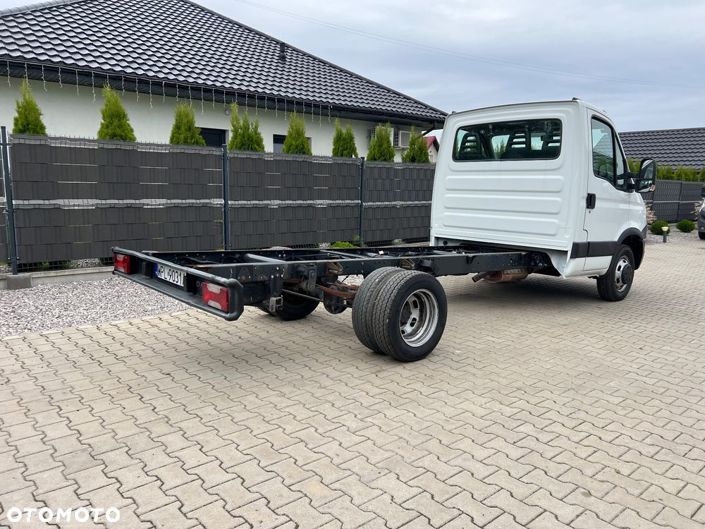 Iveco Daily 35C15 - 3