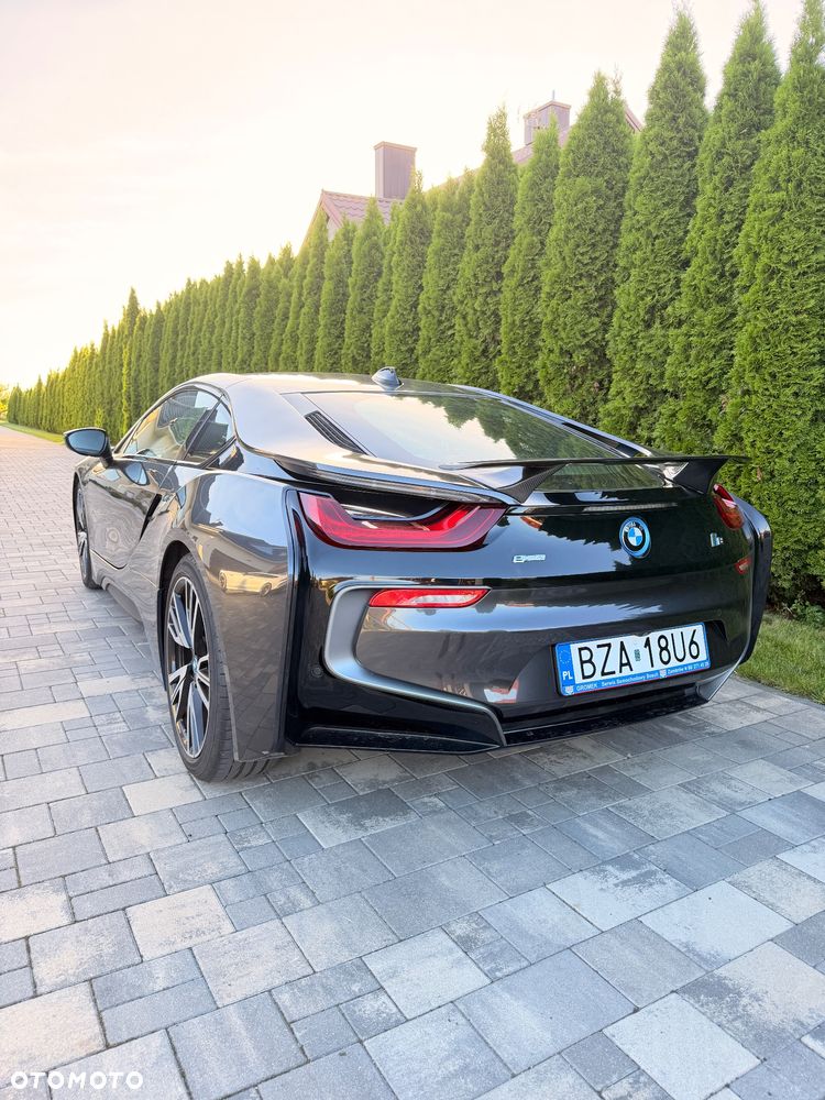 BMW i8 Standard - 16