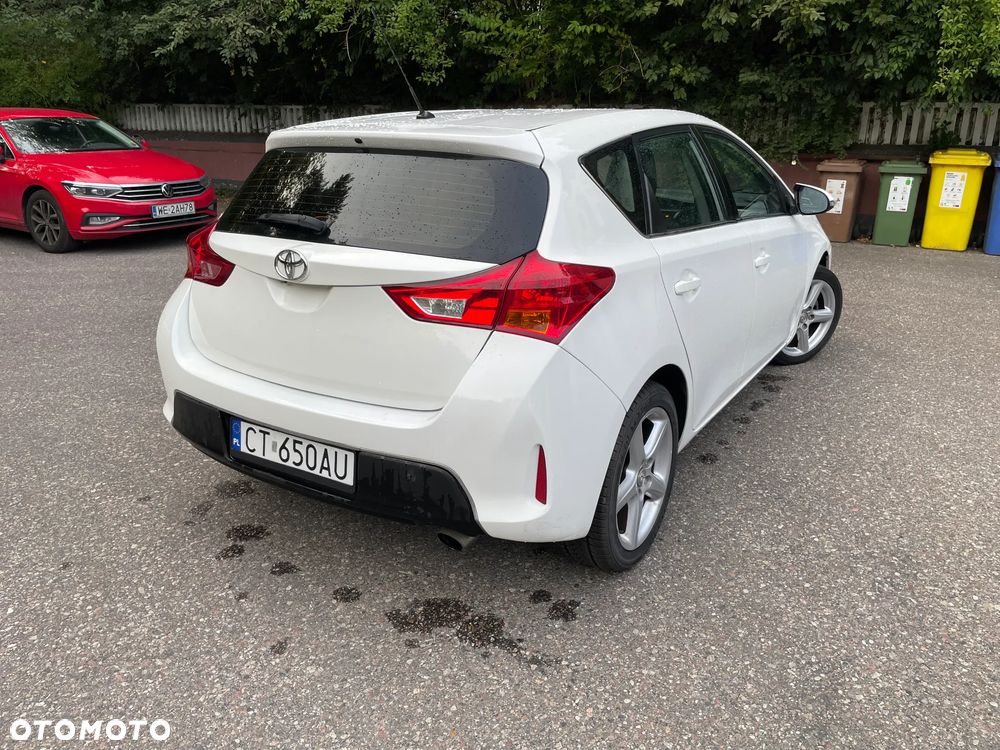 Toyota Auris 1.6 Valvematic Comfort - 10