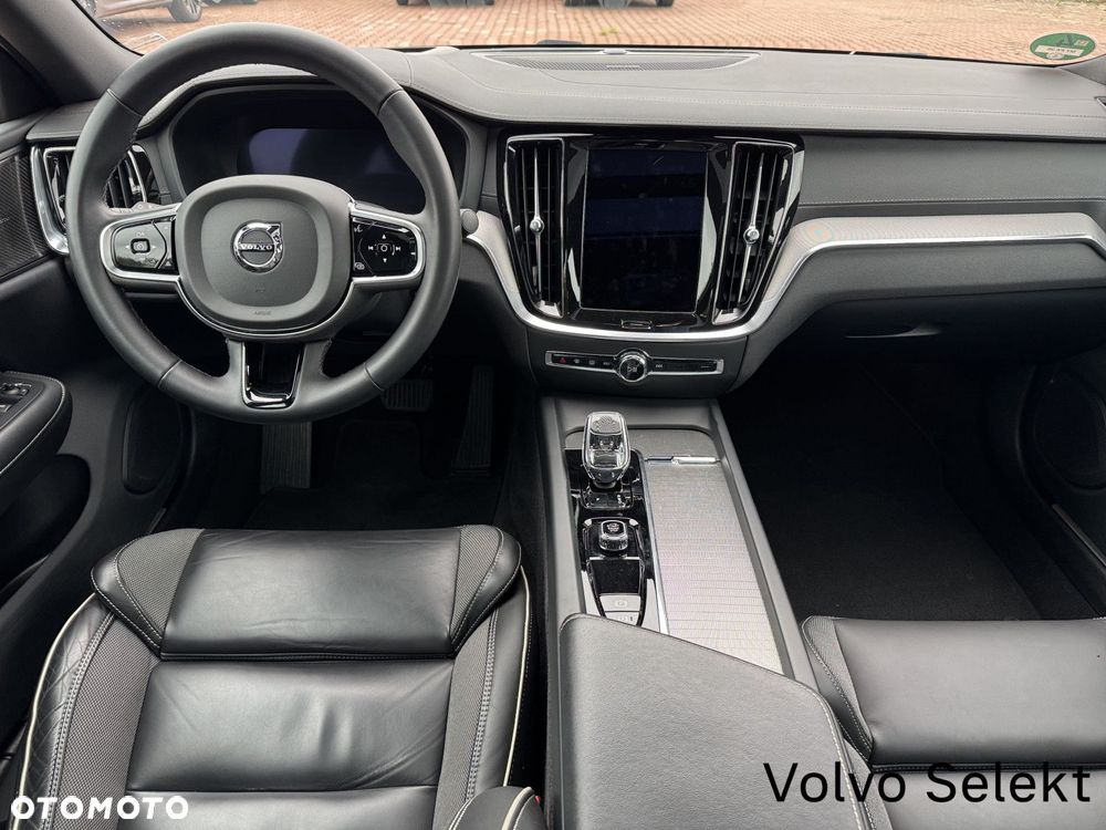 Volvo S60 B5 B AWD Ultimate Dark - 17