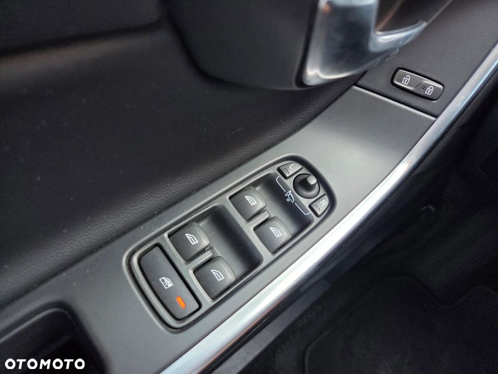Volvo V60 D3 Geartronic Business Edition - 33