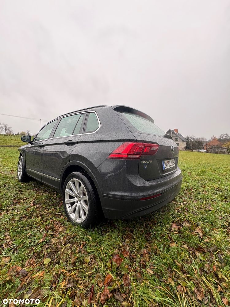 Volkswagen Tiguan - 8