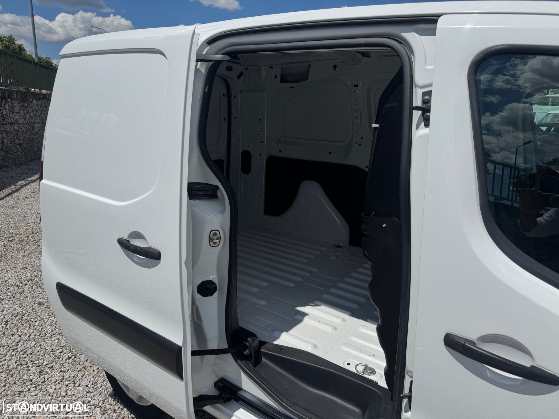 Citroën Berlingo 1.6 e-HDi L2 Club 3L ETG6 - 13