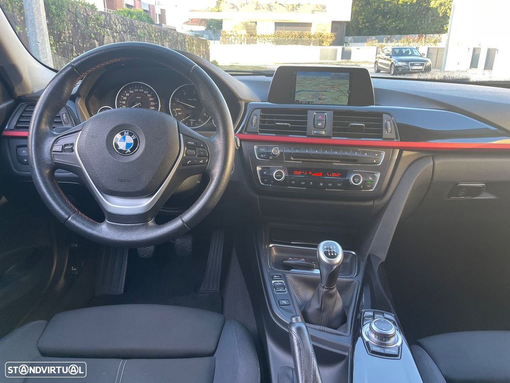 BMW 320 d Sport Line - 10