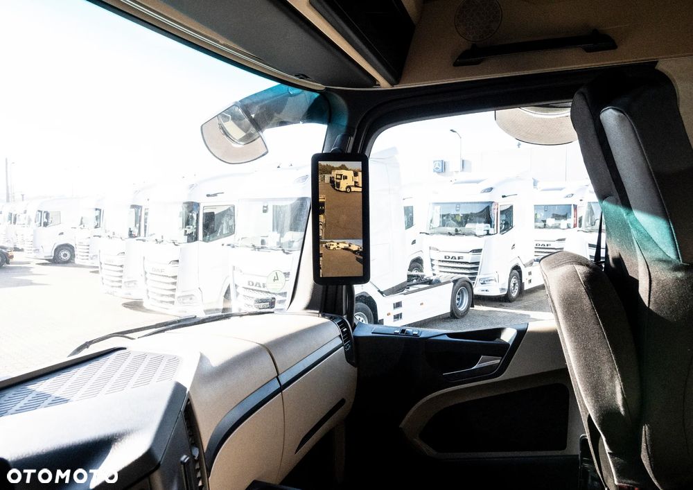 Mercedes-Benz ACTROS 2545 6X2 - 32