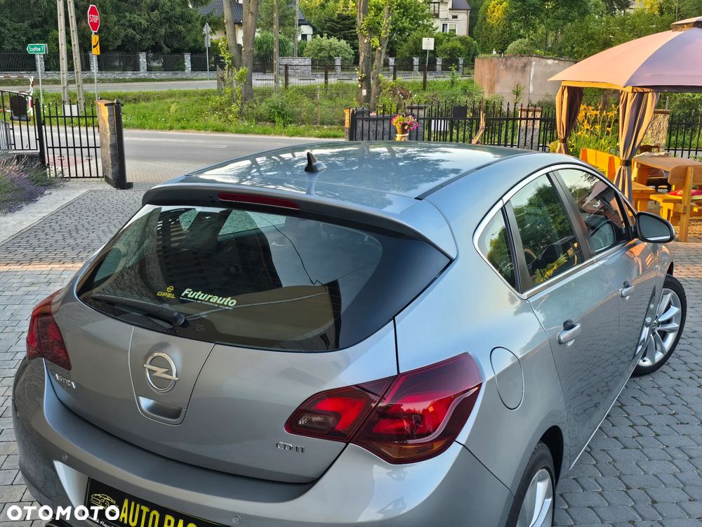 Opel Astra 2.0 CDTI Cosmo - 13
