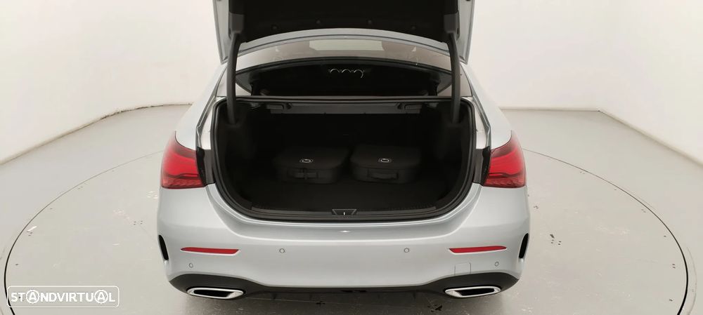 Mercedes-Benz A 250 Limousine e - 33