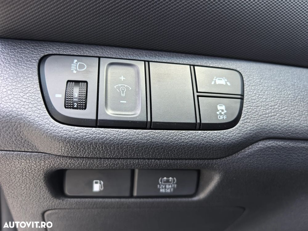 Hyundai IONIQ 1.6 GDI Style - 20