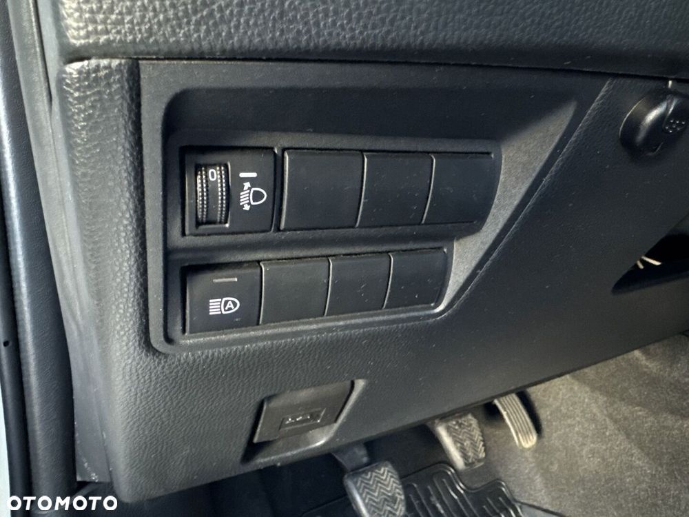 Toyota Yaris - 18