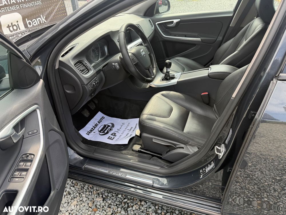Volvo V60 D2 Edition - 15