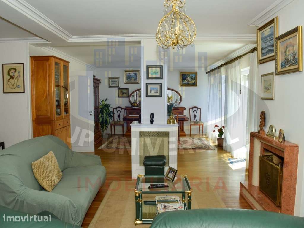 APARTAMENTO T5 NA AVENIDA MARQUÊS DE POMBAL DE LEIRIA COM VISTA PAR... - Grande imagem: 5/24
