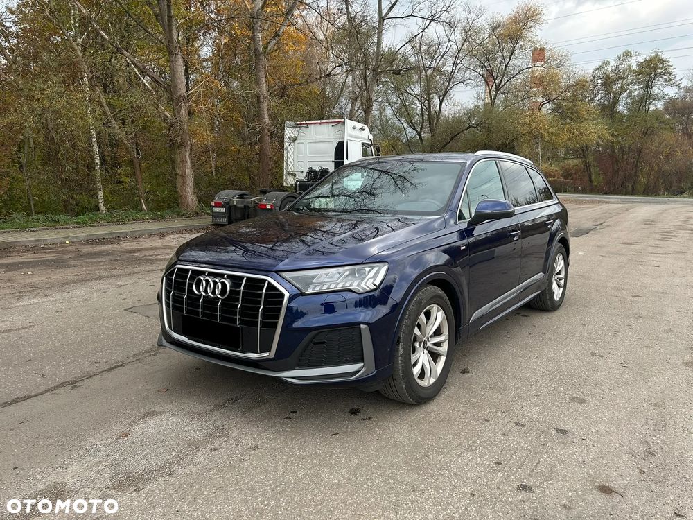 Audi Q7 - 1
