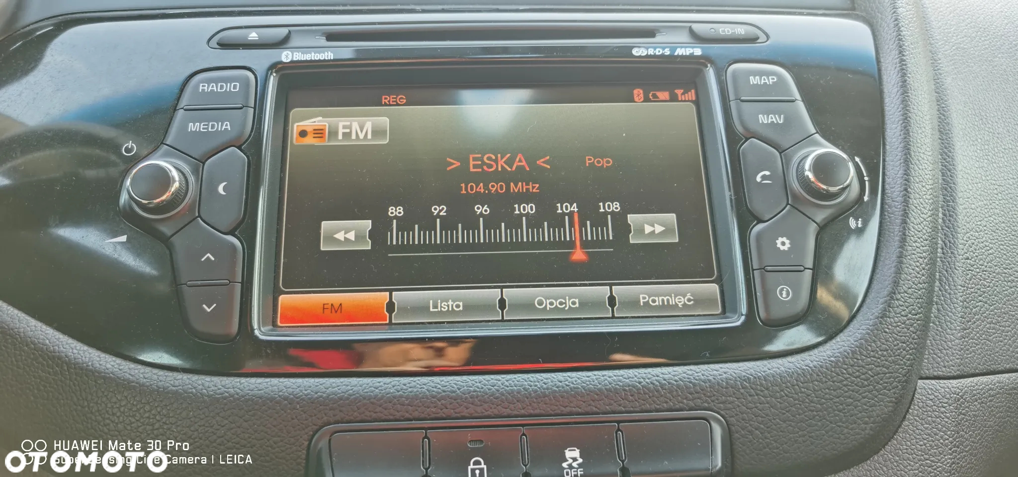 Kia Ceed 1.6 CRDi 128 ISG SW Platinum Edition - 36