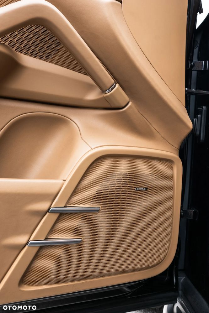Porsche Cayenne S - 31