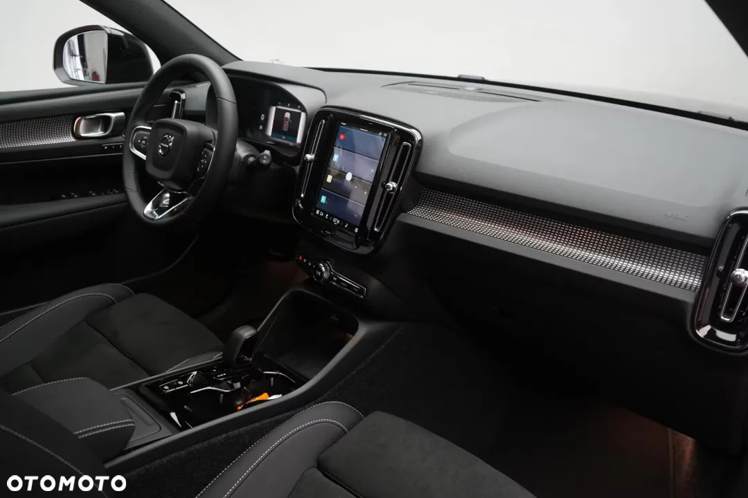Volvo XC 40 B3 Core - 12