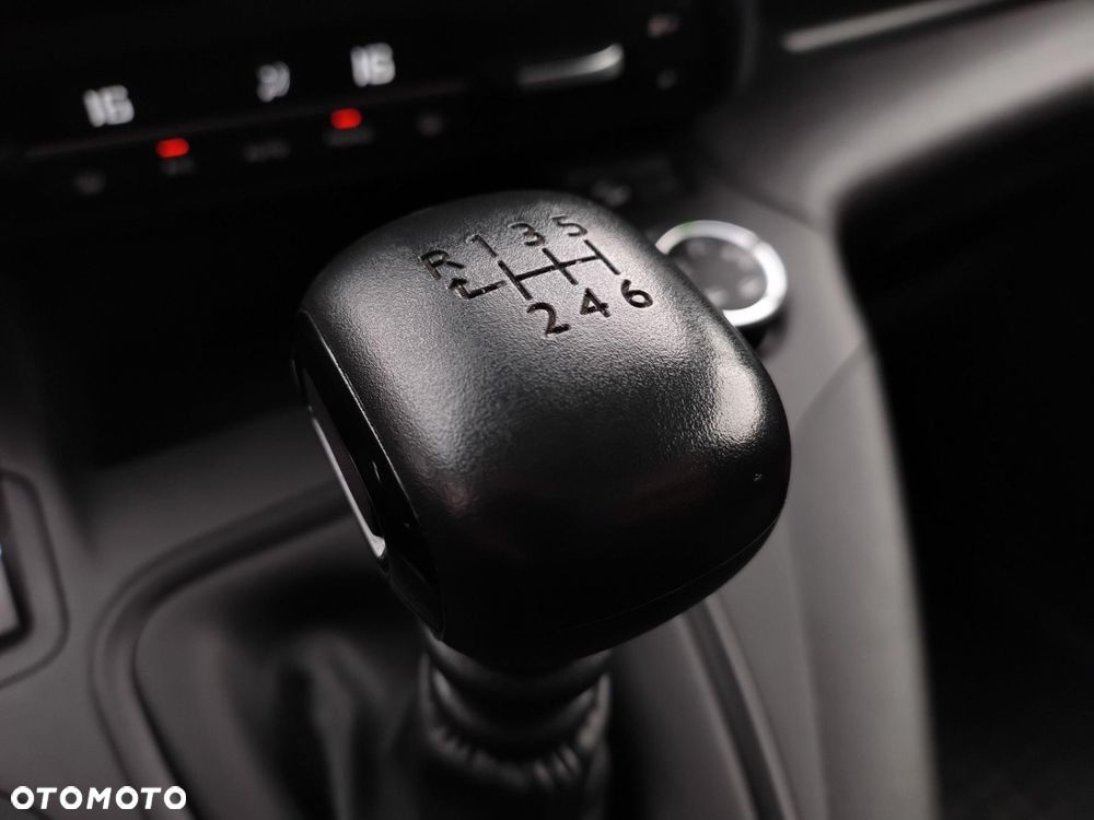 Peugeot Partner Van - 16