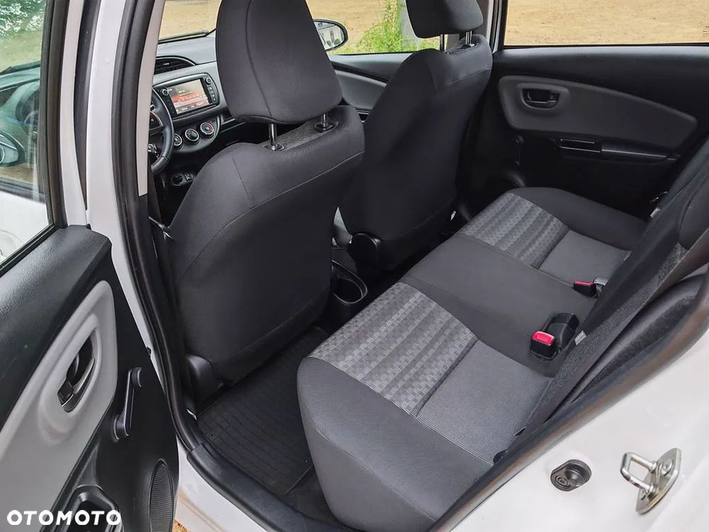 Toyota Yaris - 14