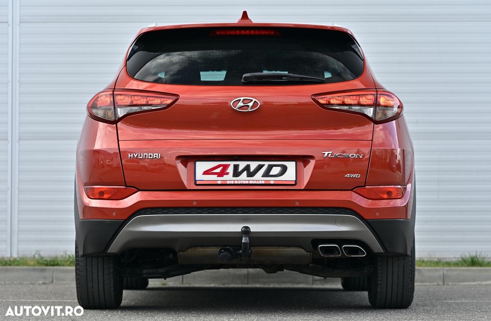 Hyundai Tucson 2.0 CRDI 4WD Automatik Style - 14