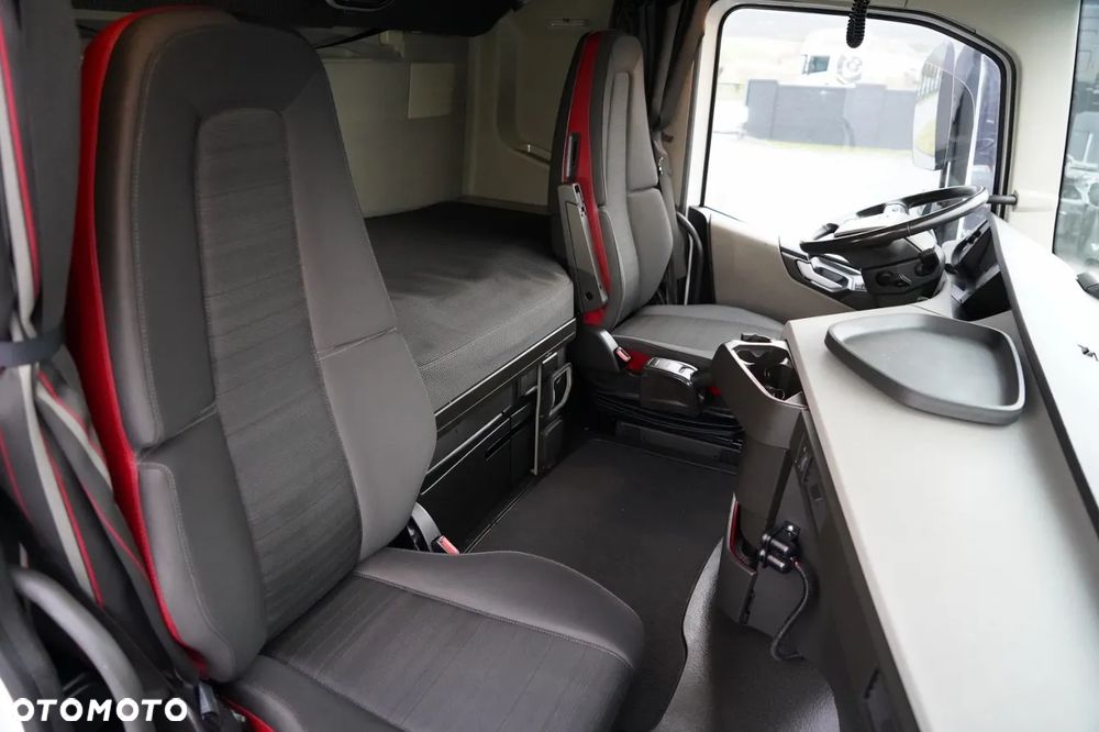 Volvo FH 460 /  LOWDECK / MEGA / I-SHIFT - 35