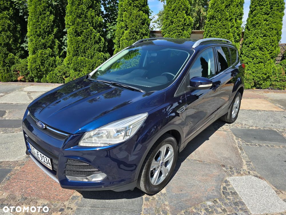 Ford Kuga 1.6 EcoBoost 2x4 Titanium - 12