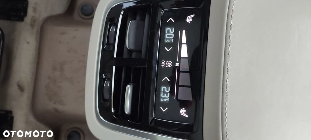 Volvo XC 90 T6 AWD Inscription - 19