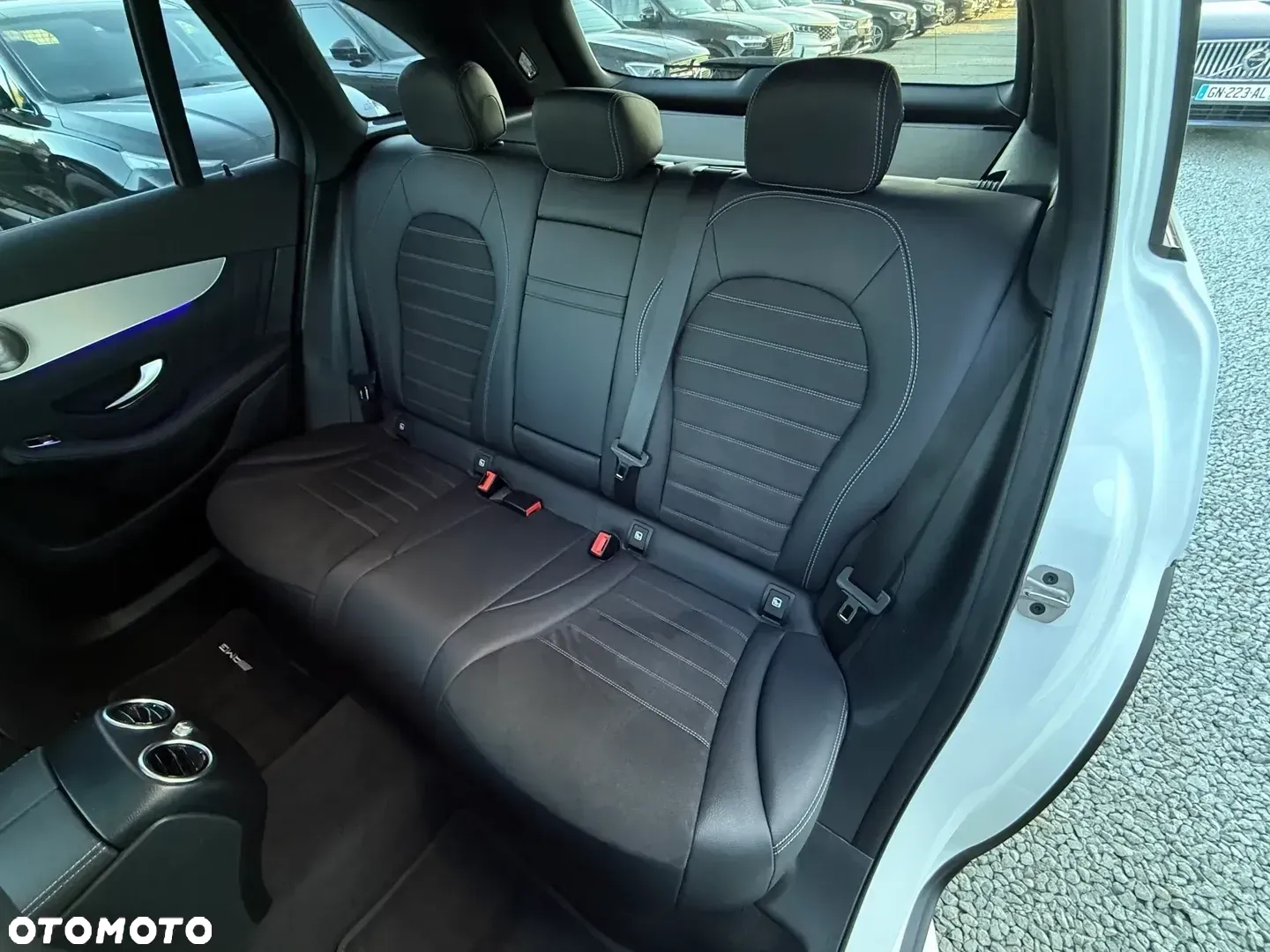Mercedes-Benz GLC 300 d 4Matic 9G-TRONIC AMG Line - 30