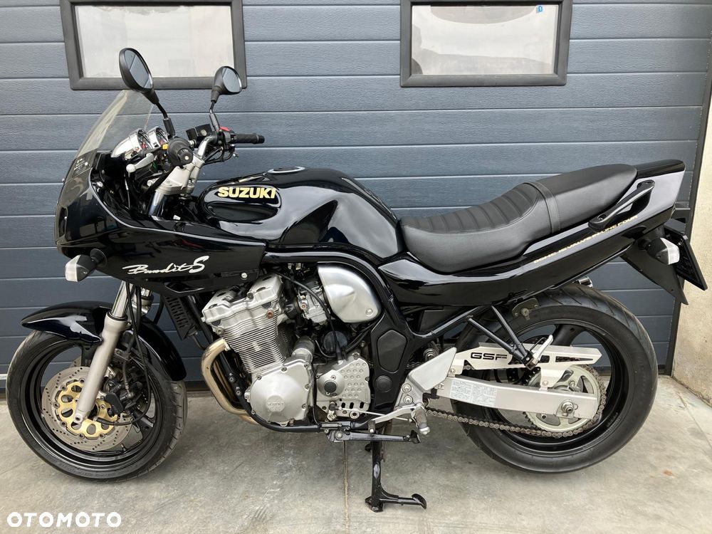 Suzuki Bandit - 1