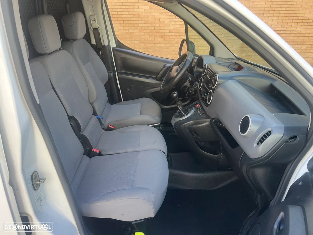 Peugeot Partner - 13