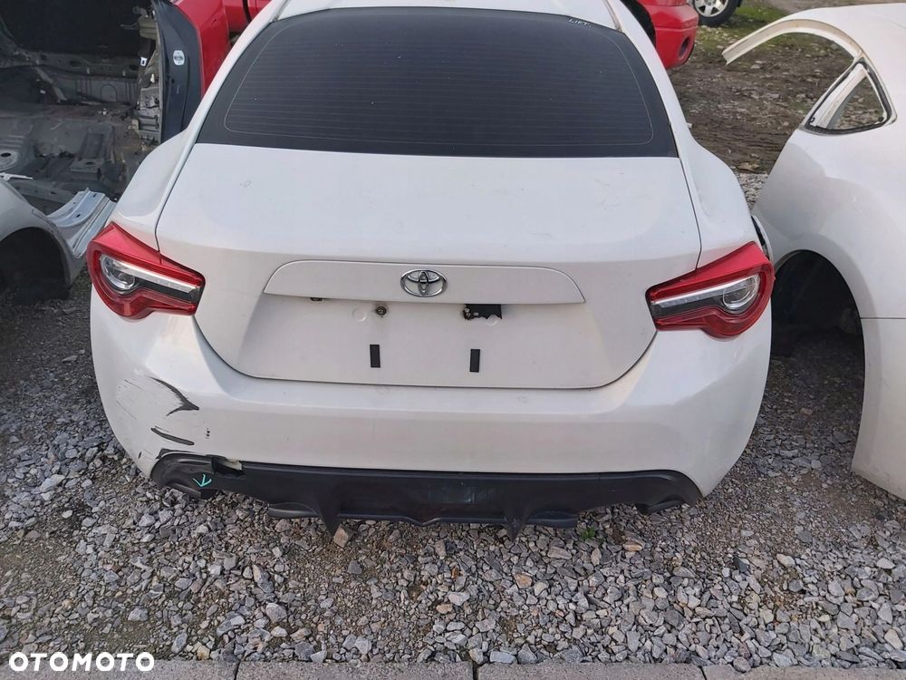 TOYOTA GT86 Subaru BRZ tył ćwiartka pas błotnik - 2