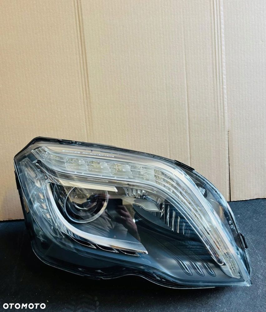 LAMPA PRAWA REFLERTOR PRAWY MERCEDES GLK W204 BI XENON SKRĘTNY FACE LIFT - 1