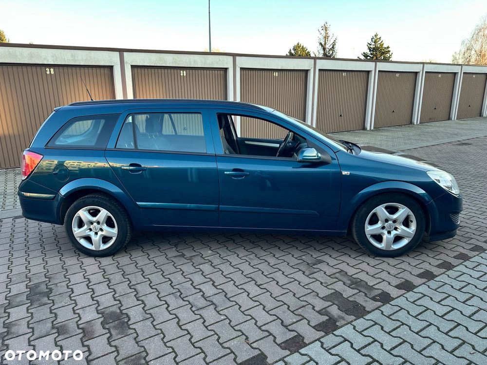 Opel Astra - 17