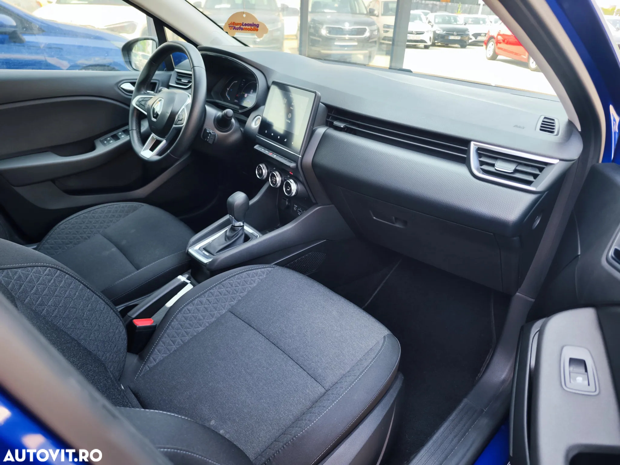 Renault Clio E-TECH Hybrid 140 ZEN - 15