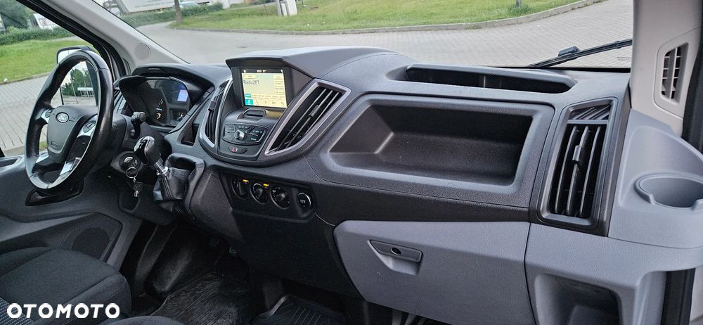 Ford TRANSIT - 13