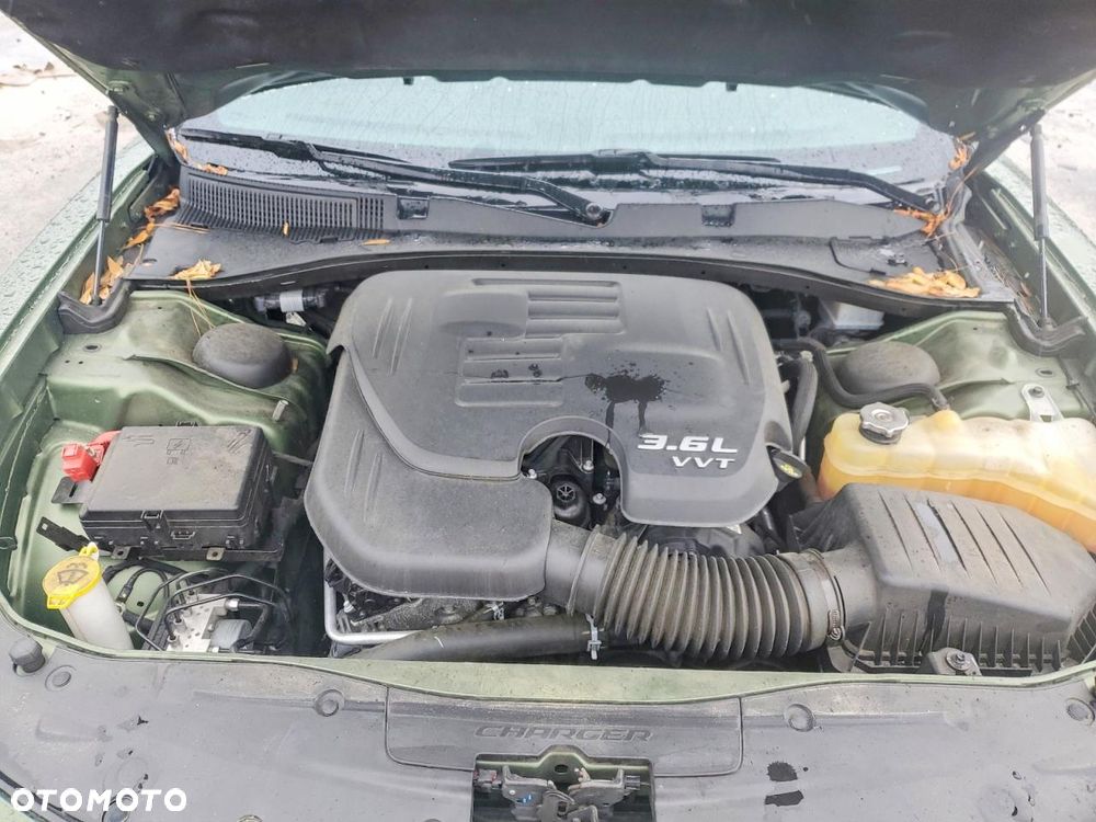 Dodge Charger 3.6 GT - 10