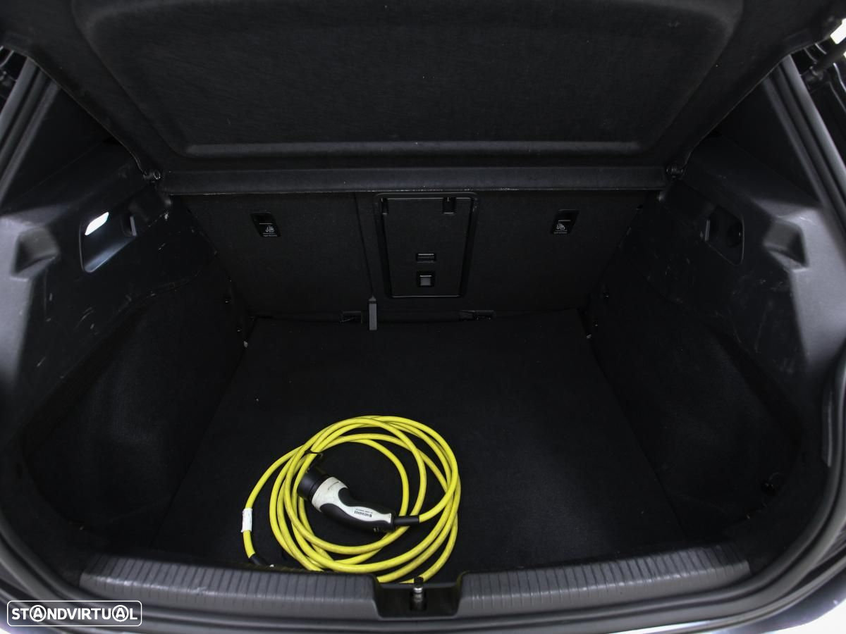 VW ID.3 58 kWh 1st - 14