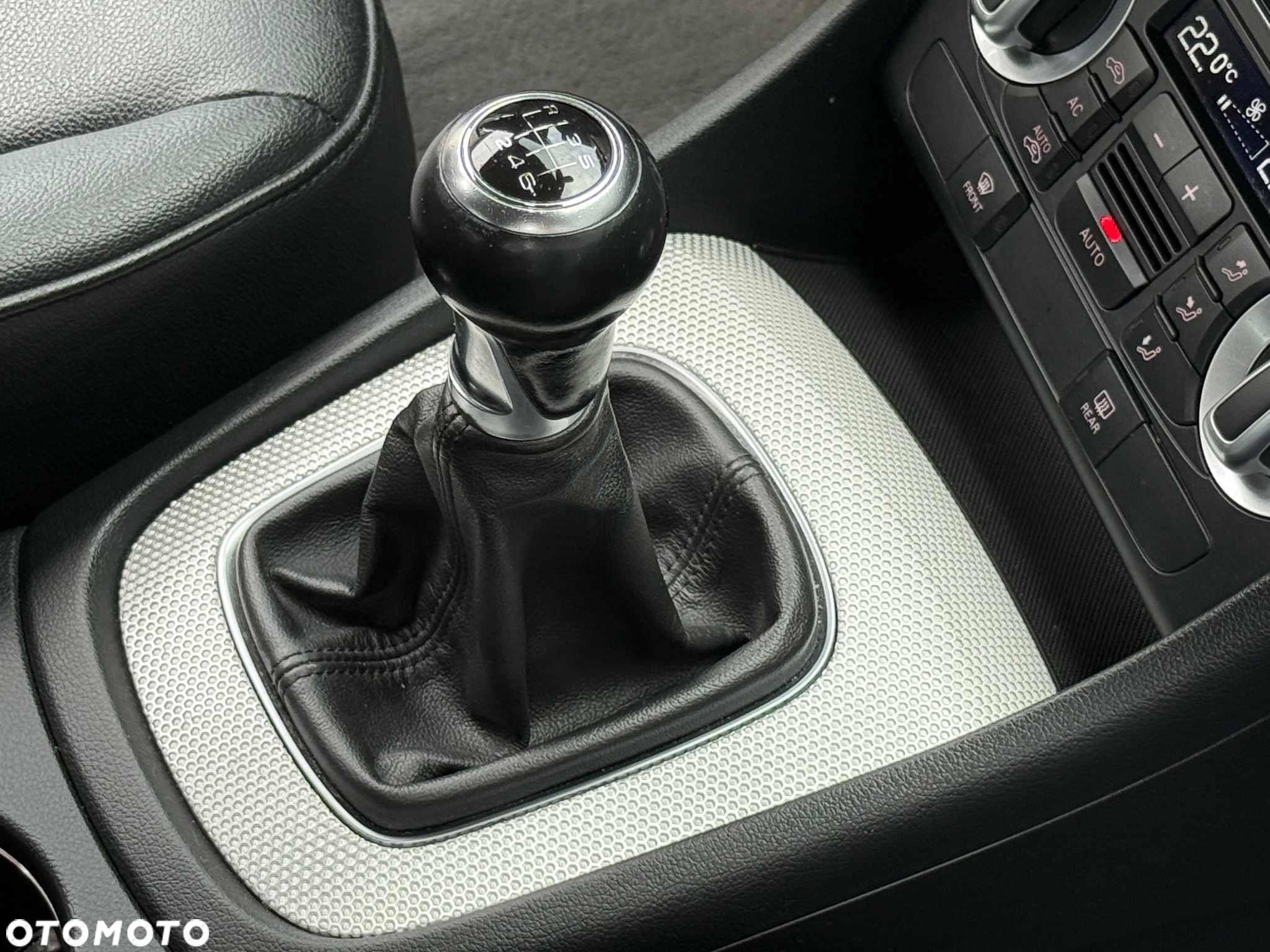 Audi Q3 2.0 TDI Edycja Specjalna - 16