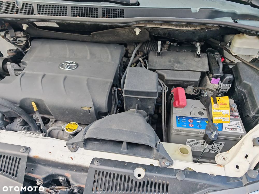 Toyota Sienna 3.5 V6 - 25