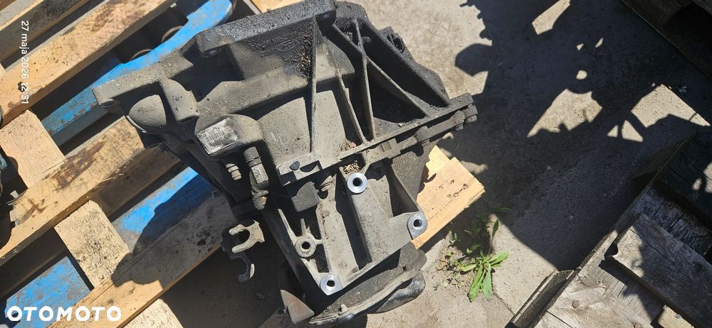 Skrzynia biegów Ford Focus Mk1 1,4 16V 2002r XS4R7002CF - 2