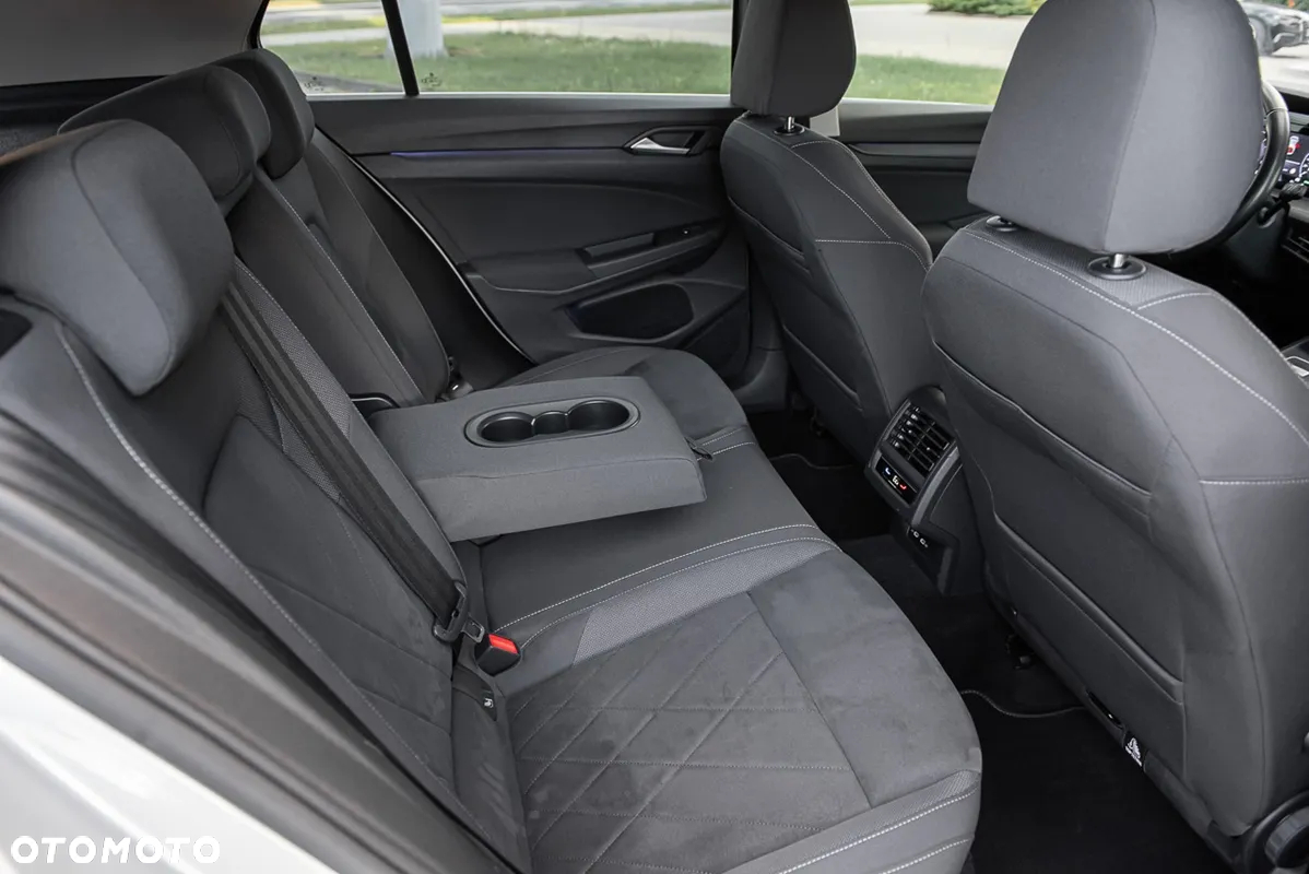 Volkswagen Golf VIII 1.4 TSI Plug-In Hybrid Style DSG - 35