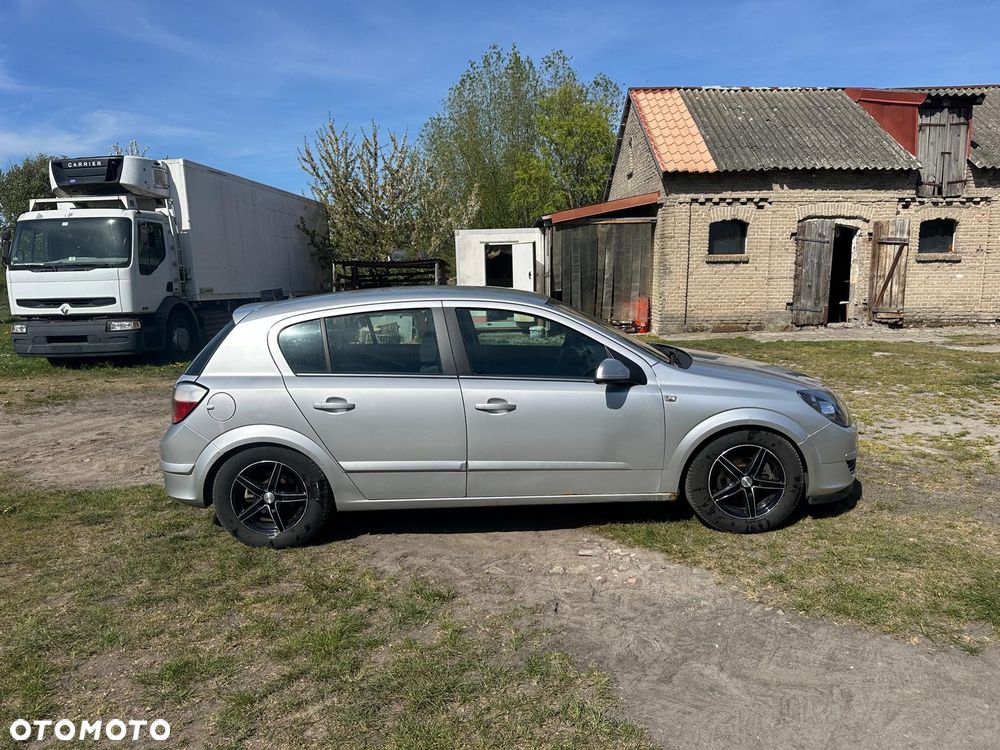 Opel Astra 1.8 Edition Plus - 1