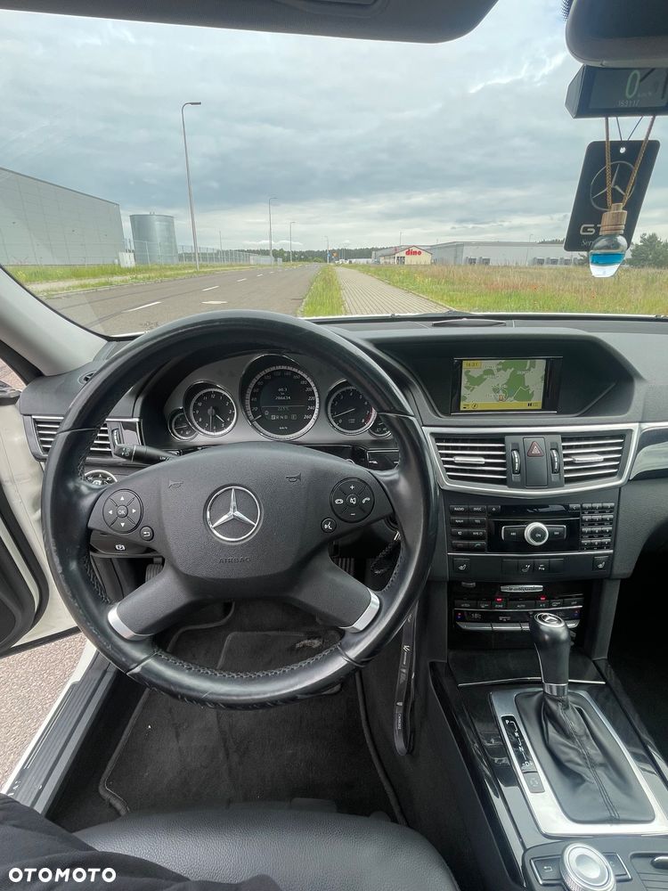 Mercedes-Benz Klasa E - 20