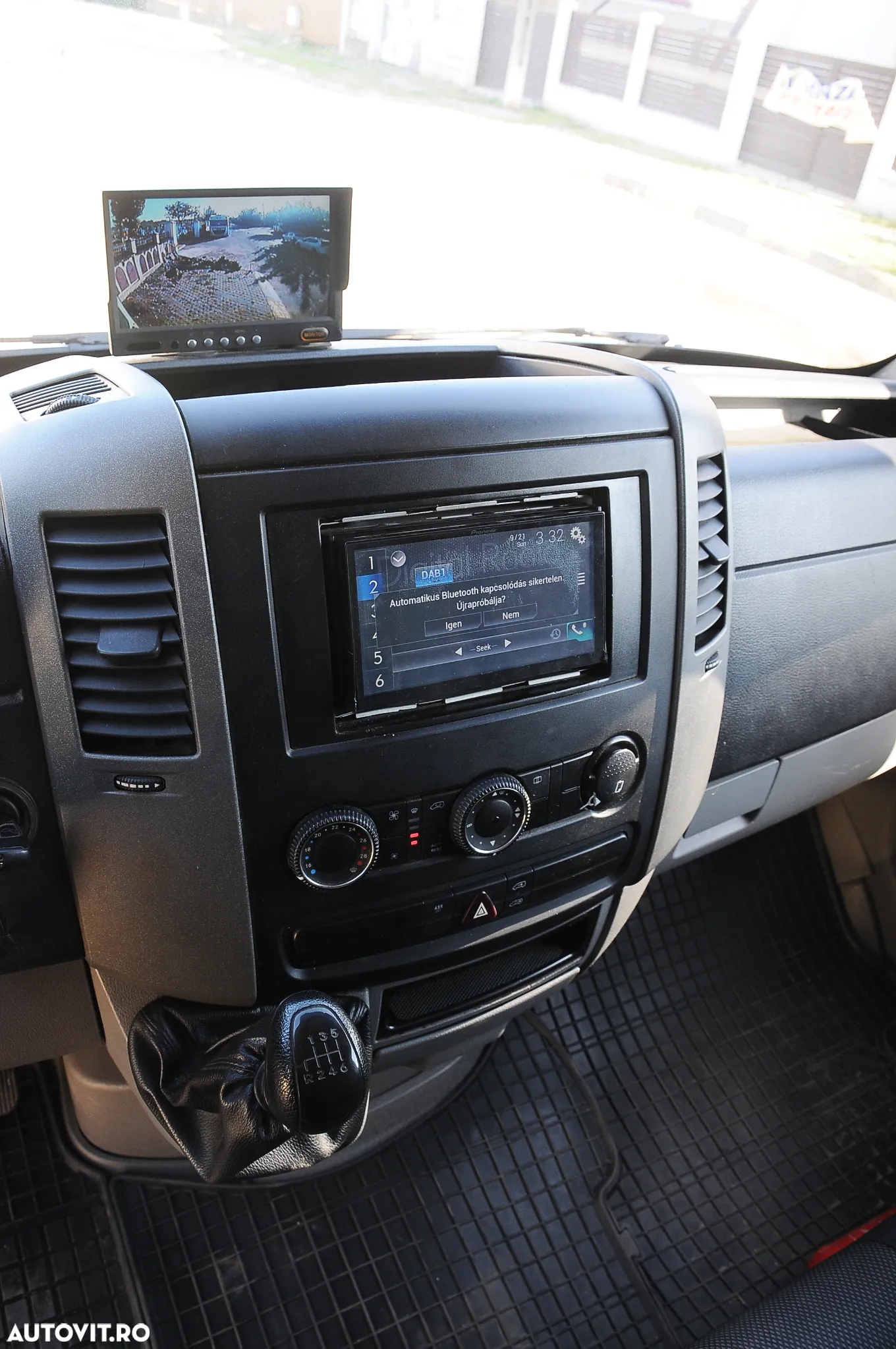 Mercedes-Benz Sprinter - 6